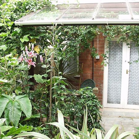 레드베리 The Coach House 빌라 외부 사진